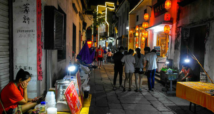 安徽宏村有哪些景点,安徽宏村一座古老的水墨画卷古城