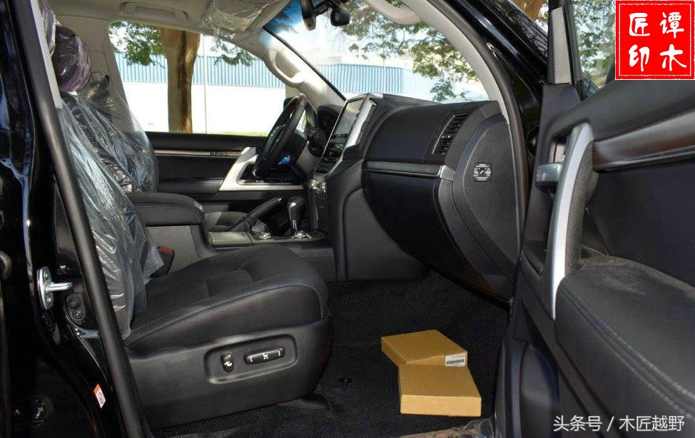 亚瑟王神剑版柴油D4DV8陆巡——欧版最顶配