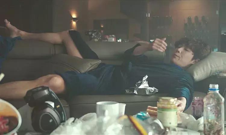 被审美毁的中国女孩,被中国式审美毁掉品味的少女