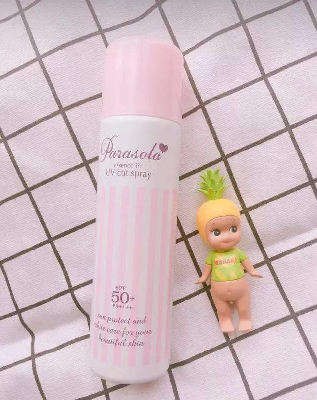 范冰冰佟丽娅红色礼服,范冰冰佟丽娅红毯造型