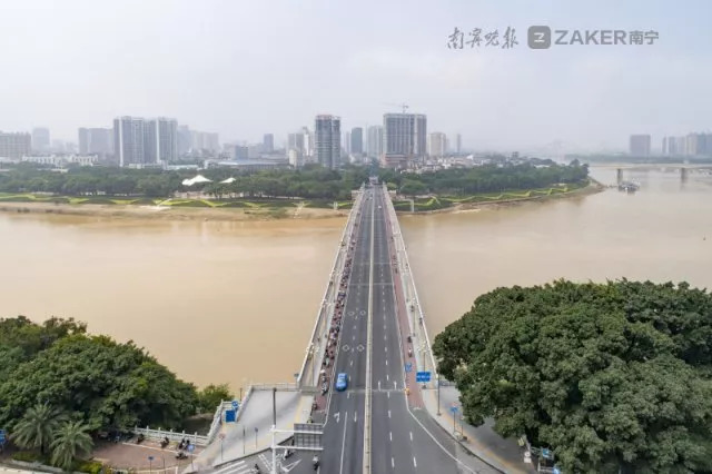 以前的南宁邕江大桥,南宁市邕江大桥以前的样子