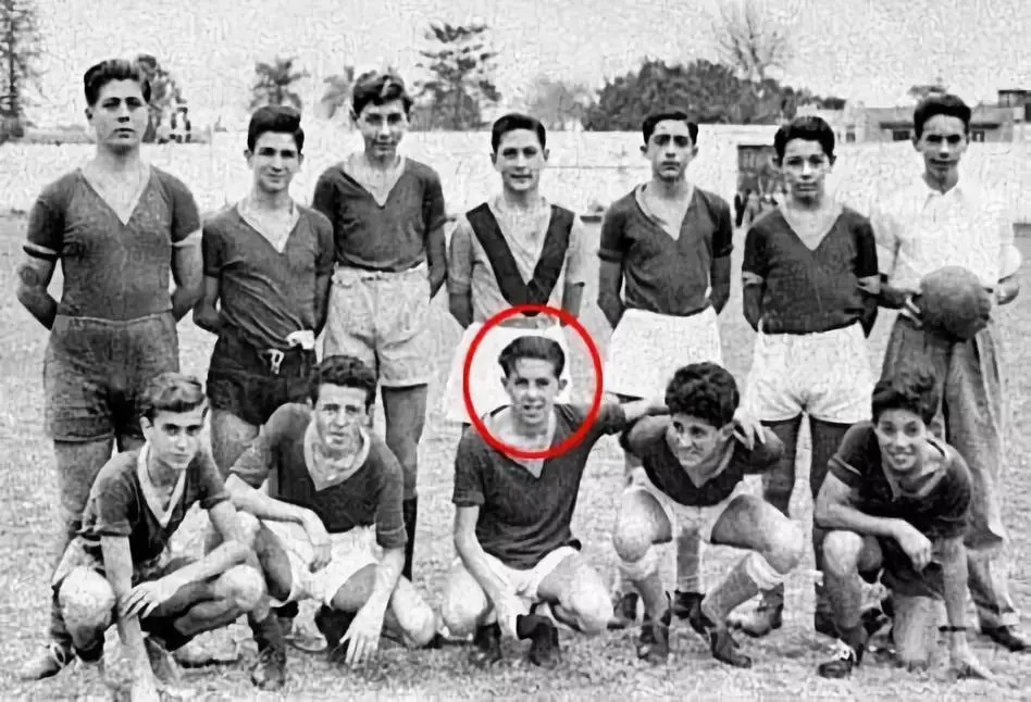 谁说踢球靠天赋,足球守门员拿诺贝尔物理奖