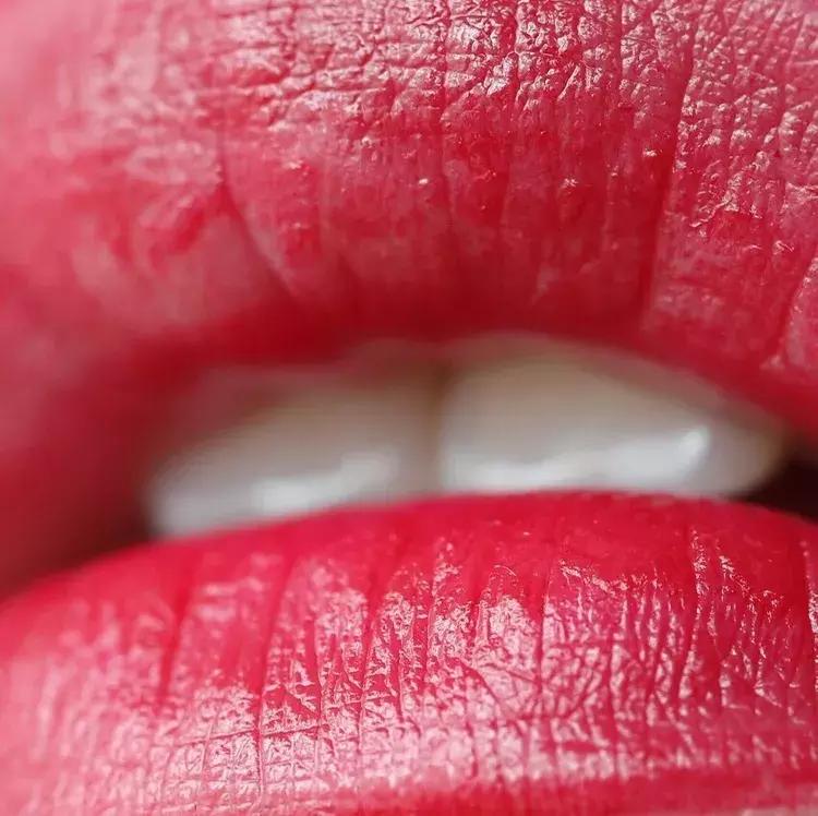 秋季口红推荐平价唇色浅,秋冬脏橘色口红推荐