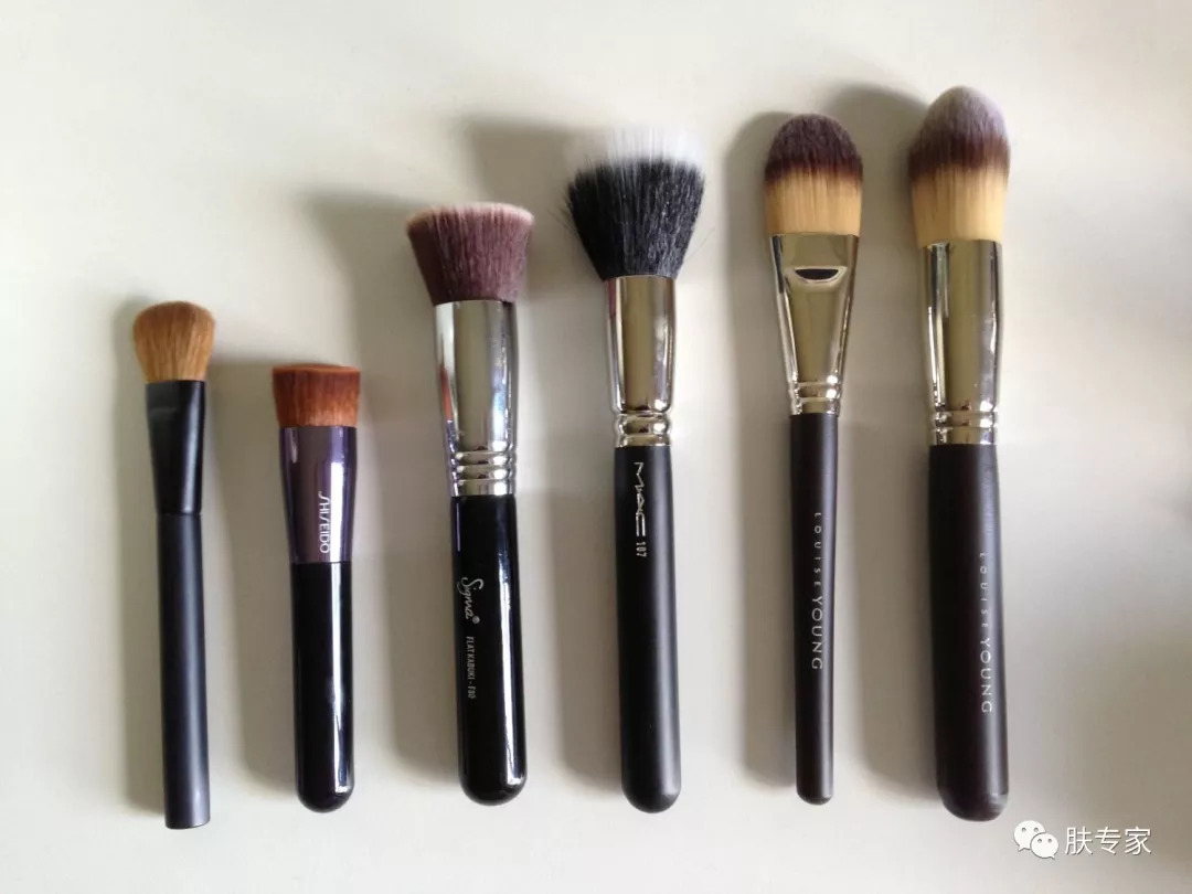 干皮粉底液轻薄上妆技巧,干皮粉底液正确上妆方法