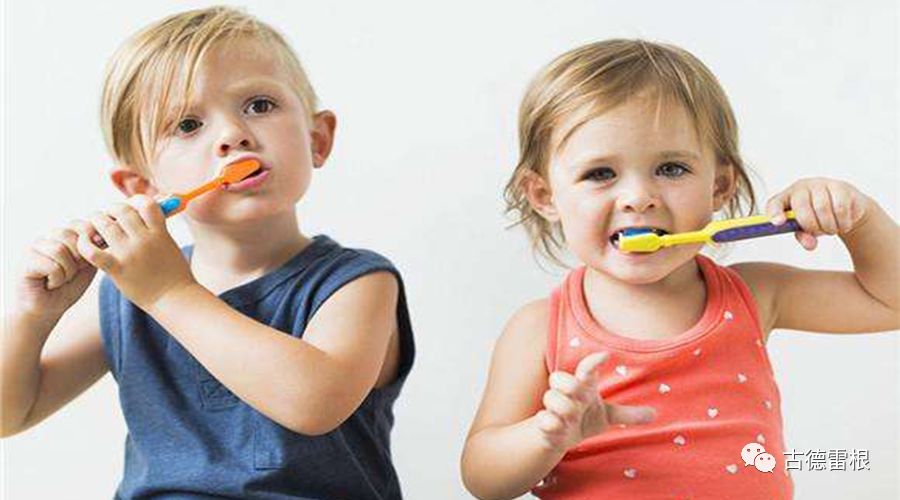 宝宝长出乳牙后怎么护理,宝宝长乳牙怎么给宝宝清洁口腔