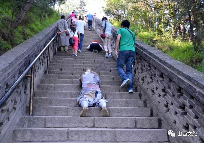 去五台山带一份虔诚的心,五台山之行只求心安