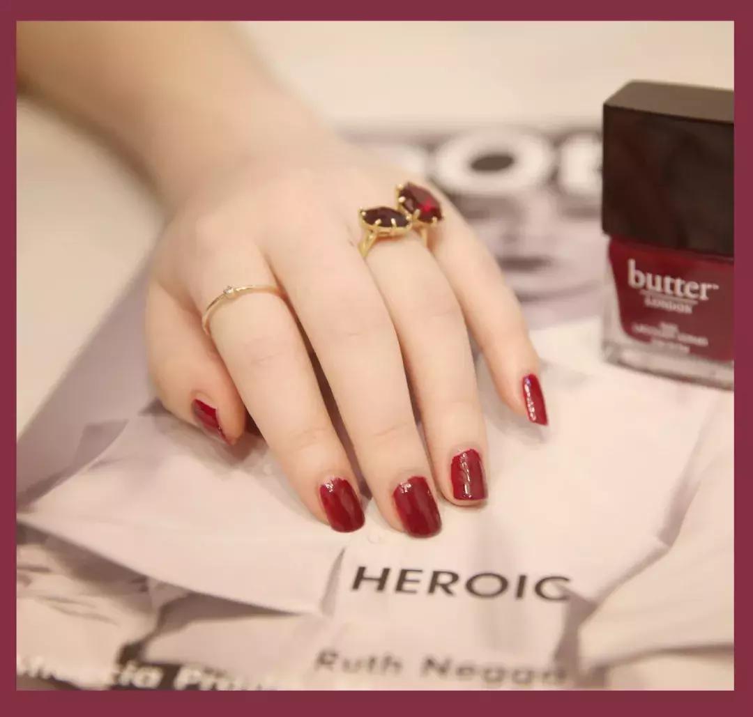 显白指甲油黄黑皮推荐,显白的指甲油色适合黄黑皮