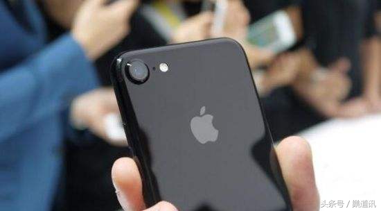 原装无拆修二手苹果手机防水吗,苹果手机二手货的水深不深