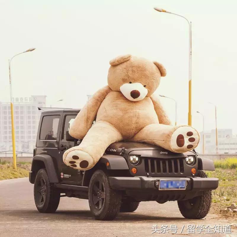 Nini勇闯美高记｜室友”滚床单“，迷你社会让我提前告别清纯