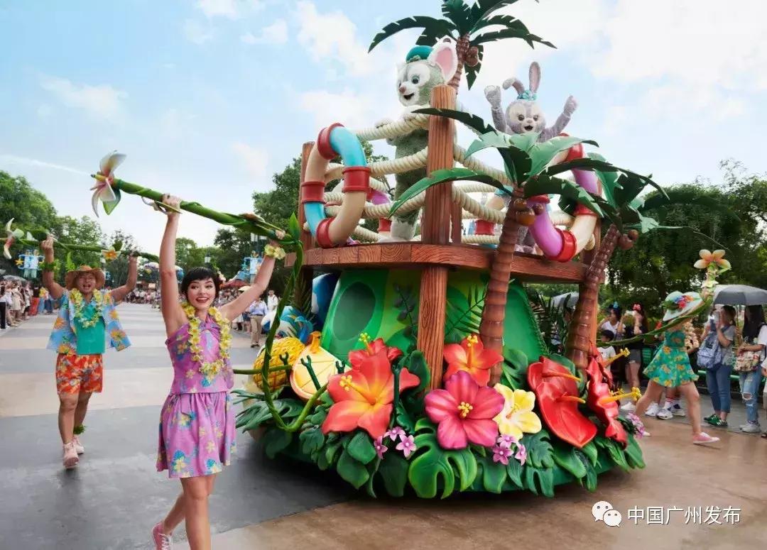 黄山迪士尼门票多少钱,上海迪士尼和黄山哪个好玩