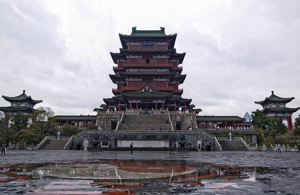 江西旅游必去十大景点滕王阁,南昌旅游景点推荐滕王阁