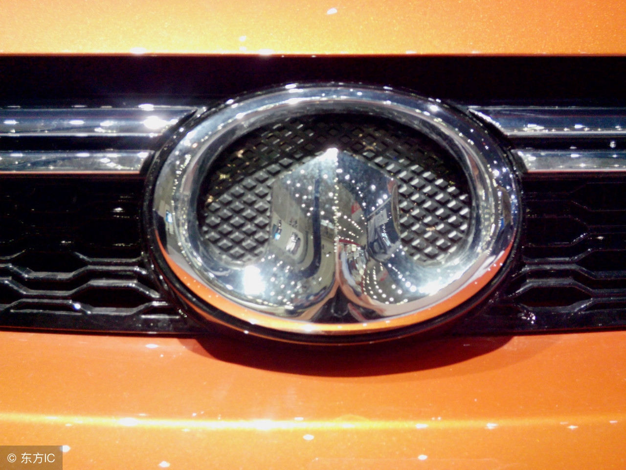 13年迈腾1.8t豪华版现在值得买吗,17年迈腾1.8t豪华版二手车多少钱