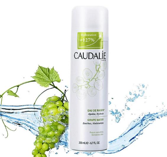 推荐一下很好的喷雾补水,喜欢用喷雾喷脸