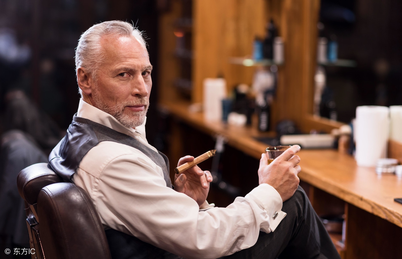 抽雪茄头晕出汗怎么回事,抽雪茄头晕喝什么恢复