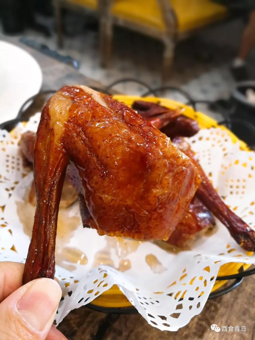 念念不忘的一家青岛粤菜餐厅,冬瓜锅涮清远鸡,连锅都能吃