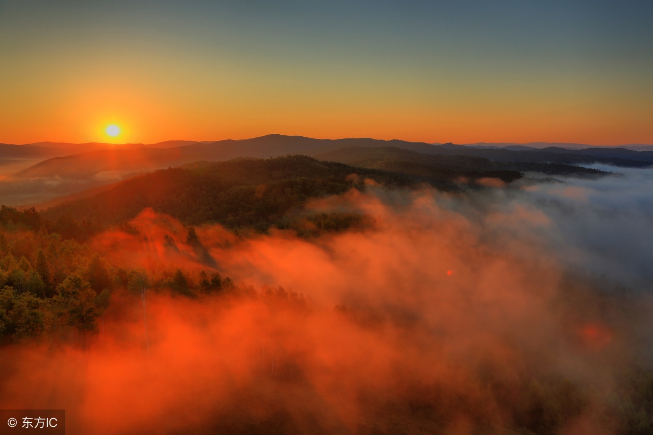 职场如何应对爱给别人挖坑的小人,工作中总是有小人背后挖坑怎么办