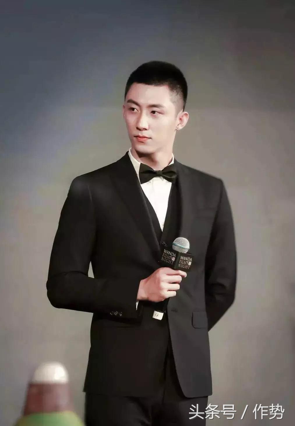 黄景瑜为什么那么迷人,网友怎么评价黄景瑜