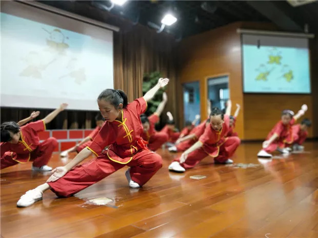 开学第一课弘扬传统美德,开学第一课硬核教育