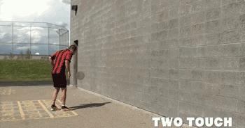 足球实用技巧球感,五人足球怎么增强球感