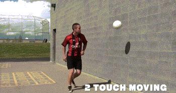 「足球教学」教你如何用一堵墙来增强球感！