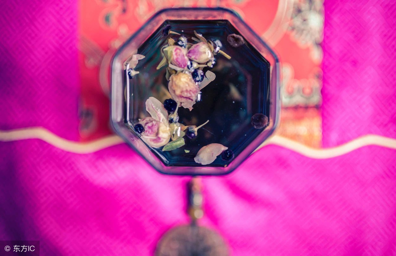 黑枸杞辨别真假最简单的方法,如何辨别黑枸杞子真假视频