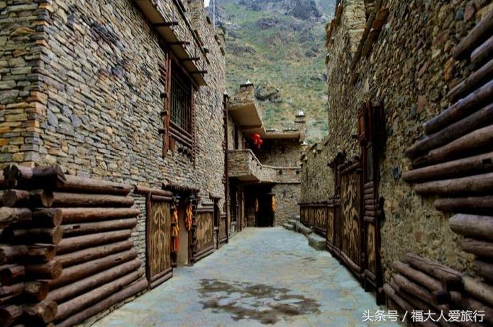 成都有哪些古堡景点好玩,距离成都20公里的这个千年古镇