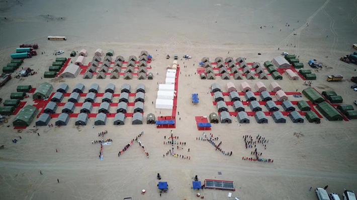 从64人到10000人他用众筹社交推广戈壁徒步被誉为最强商业模式