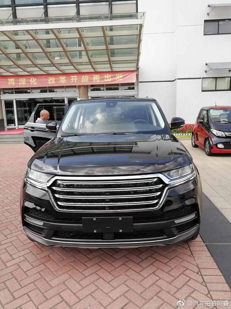 众泰揽胜已出世！一比一精仿无槽点，众泰布加迪还远吗？