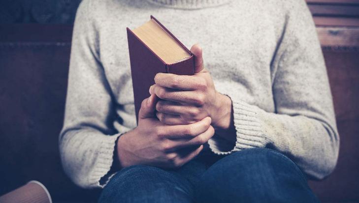 看到异性脸红是正常反应吗,看见异性总是脸红怎么办