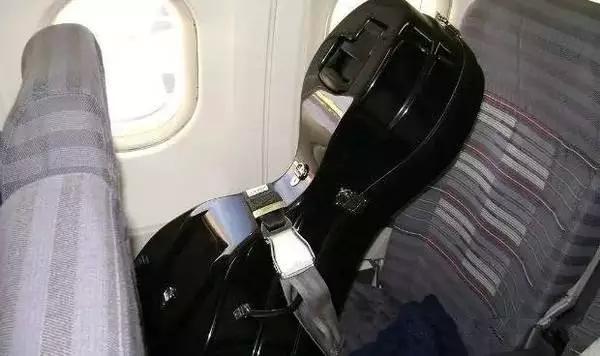 飞机行李不能带的东西有哪些,飞机托运行李箱有什么东西不能带