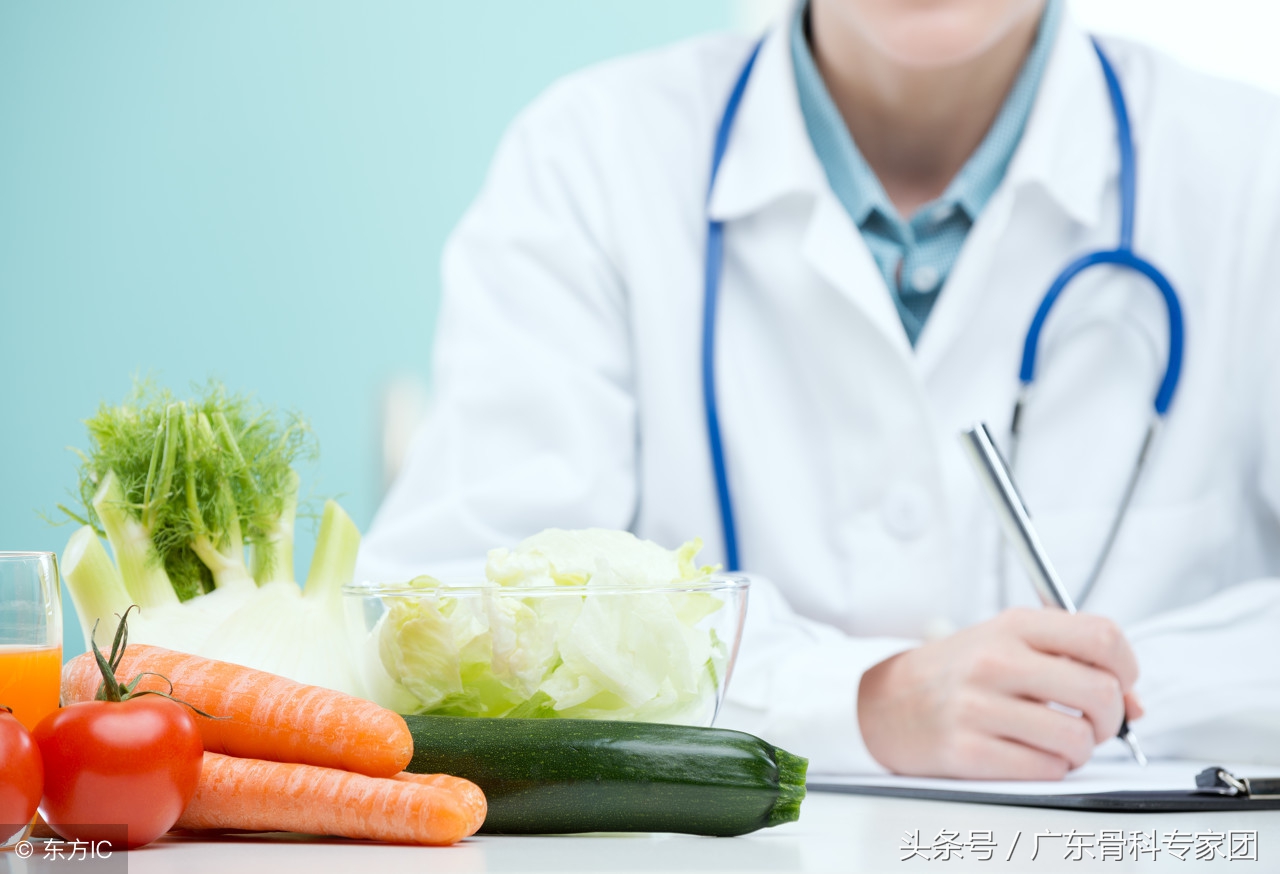 老人骨折了吃什么最补,老人骨折要吃什么比较补