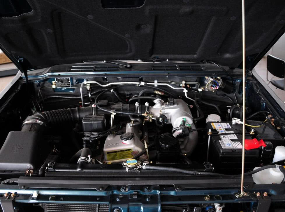 花了十七万买个二手宝马,花了17万买宝马7系