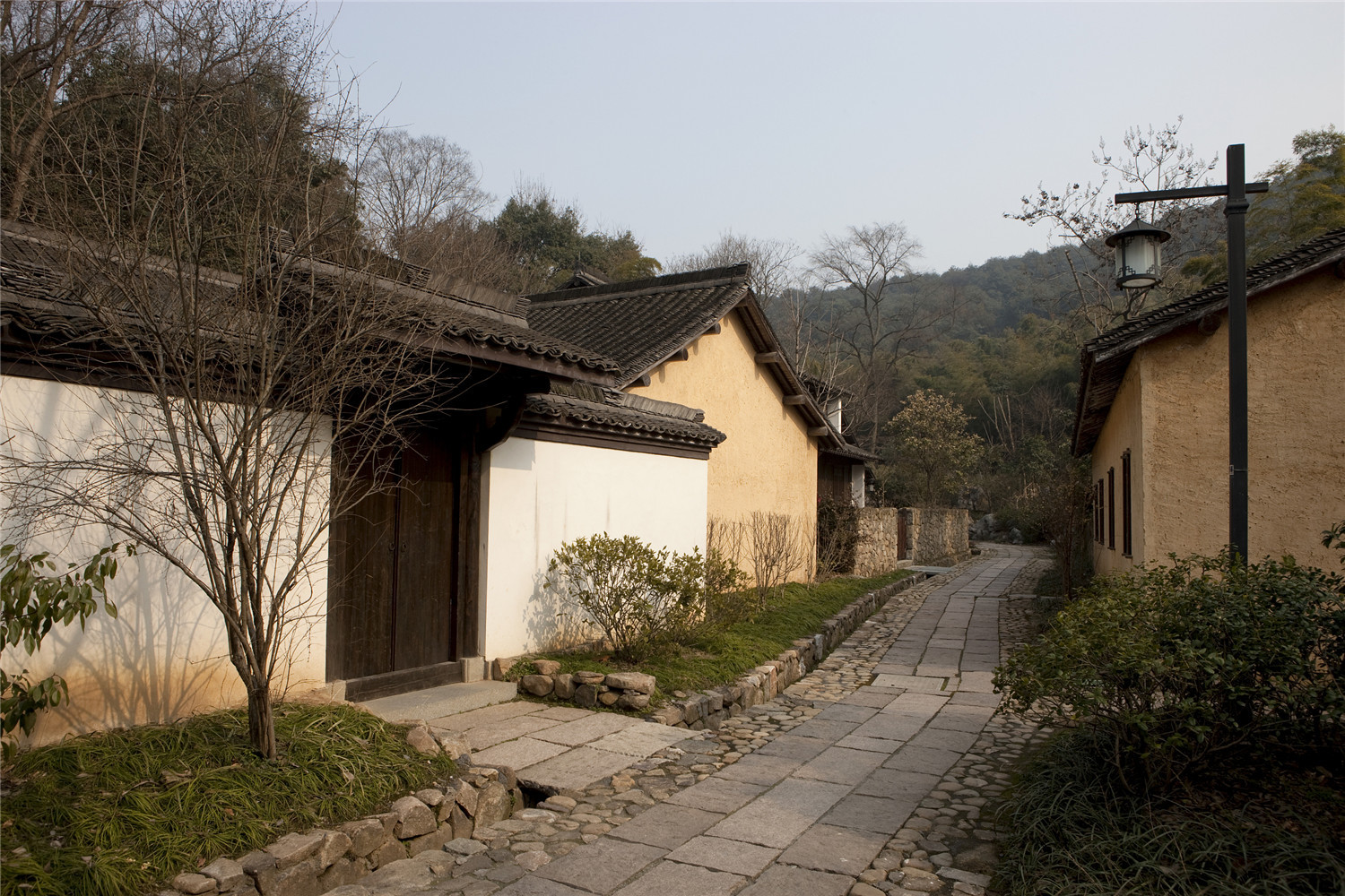 不要再去灵隐寺了，其实杭州本地人爱去的是这座李白写过的寺