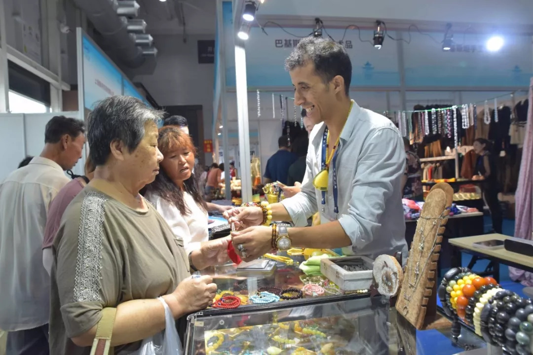 来东亚商品展国际馆，感受“万国超市”，体验一站式购物