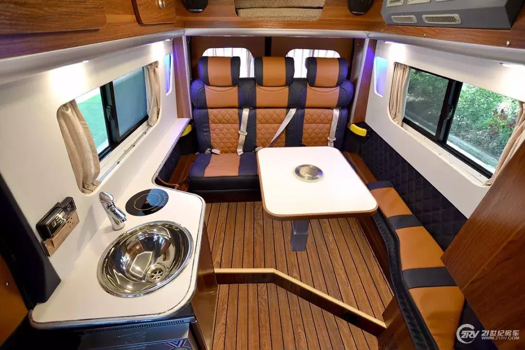 在城市的房车生活,目前性价比最好的b型自动挡房车