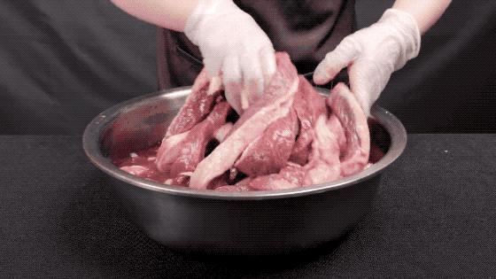 好吃到爆的老式烤牛肉,自助烧烤怎么烤牛肉才好吃又香