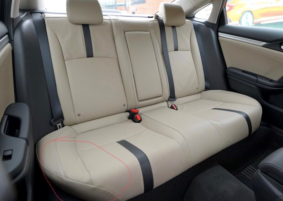 十代思域刷一阶车主真实感受,十代思域和十一代思域对比