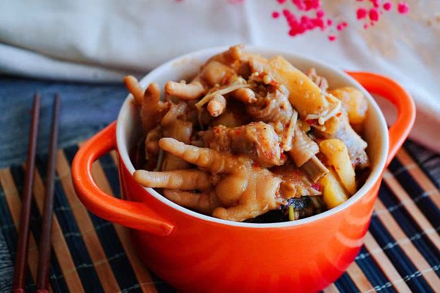 鸡爪凉拌怎么弄去骨,无骨鸡爪脱骨怎么煮不会烂