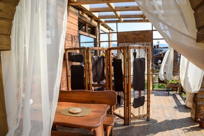 我们异地了24年，在你88岁时去莫斯科娶你——今夕传媒旅行家出品