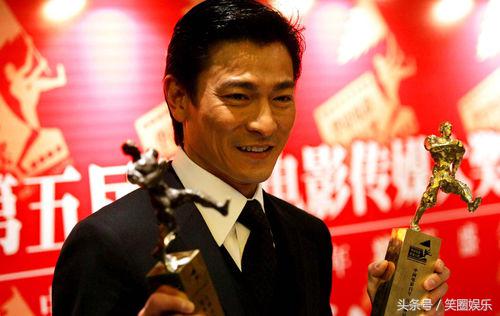 刘德华为什么可以一直红到现在,老梁刘德华为什么红了30多年