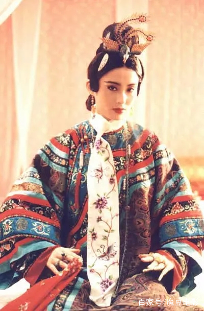 星爷二分钟演绎80集电视剧,星爷五十五部电影