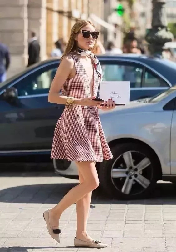 石原里美丝巾搭配图片,石原里美丝巾戴法