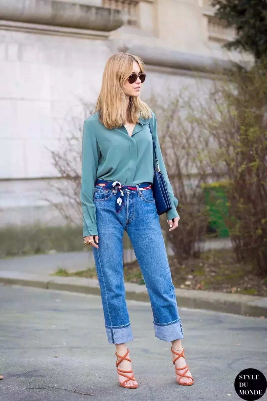 石原里美丝巾搭配图片,石原里美丝巾戴法