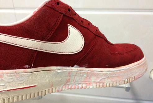 球鞋不小心沾了502,球鞋不小心染色了应该怎么办