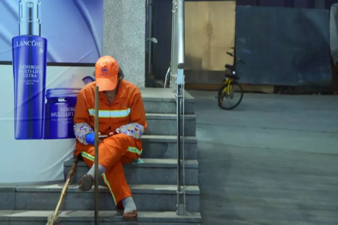 2005年的南京街头真实影像,记忆中的南京照片