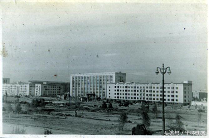 苏联版第一套中国人民币十元,苏联发行三元纸币