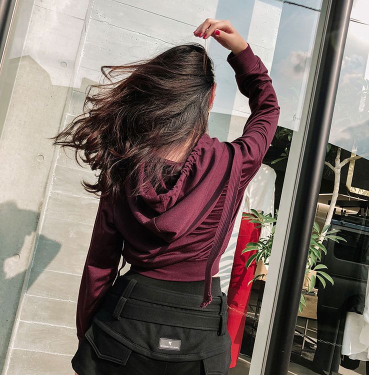 适合肤色黑小个子女生的穿搭,小个子女生少年感中性风穿搭