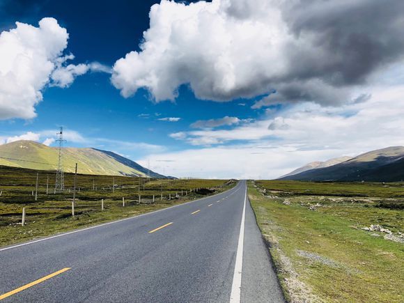 女骑士大踏板摩旅318川藏线 (318川藏线天堂之路)