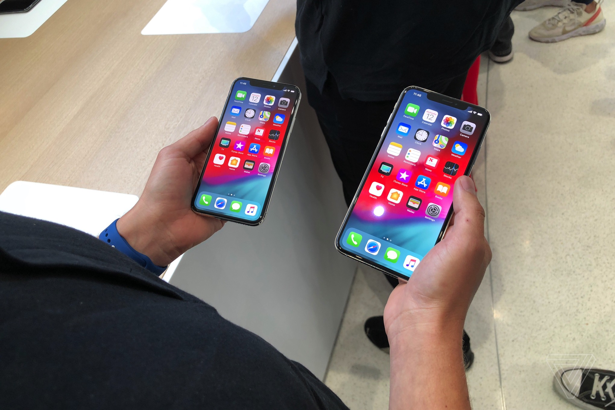 苹果iphonexsmax国行报价,iphonexs国行版起售价