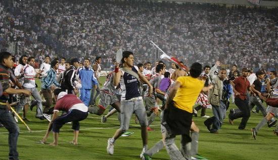 足坛再发悲剧！非洲杯预选赛出现严重*踏事踩**件致1死40伤